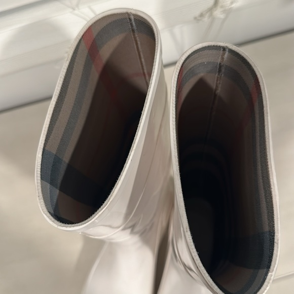 White Burberry Rain Boots - Picture 3 of 9